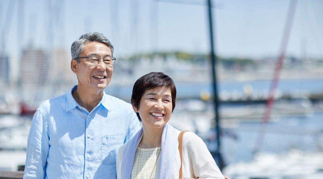 シニア夫婦の画像